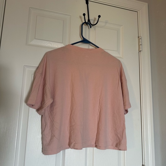 Disney Pink Graphic cropped Tee - Picture 4 of 4